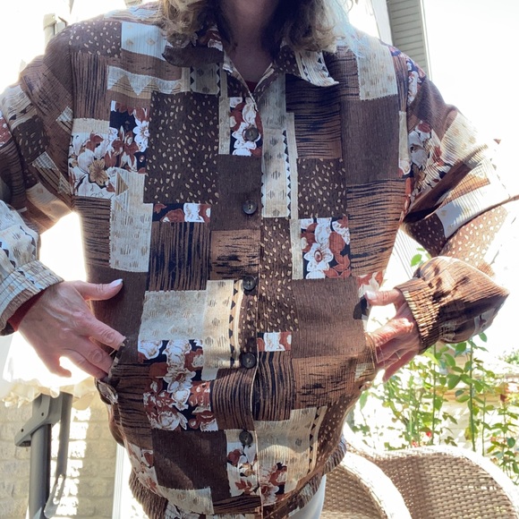 Grandma’s fave Fall coat - Picture 4 of 5